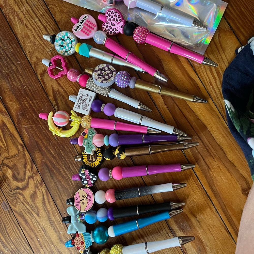 Colorful Novelty Pens Set